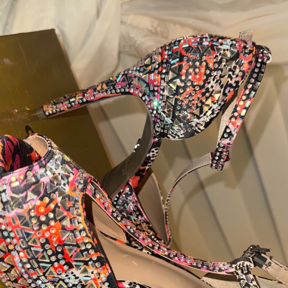 Thalia Sodi Multicolor Patterned D'Orsay Heels with Ankle Strap - Picture 9 of 11